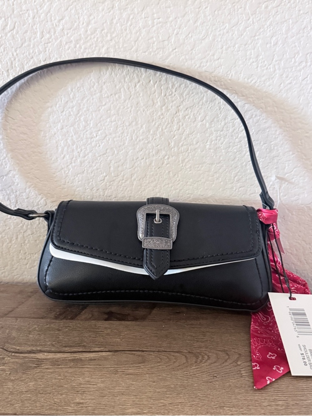 Steve Madden Women's Western Shoulder Bag Black - Sleek Minimalist Design